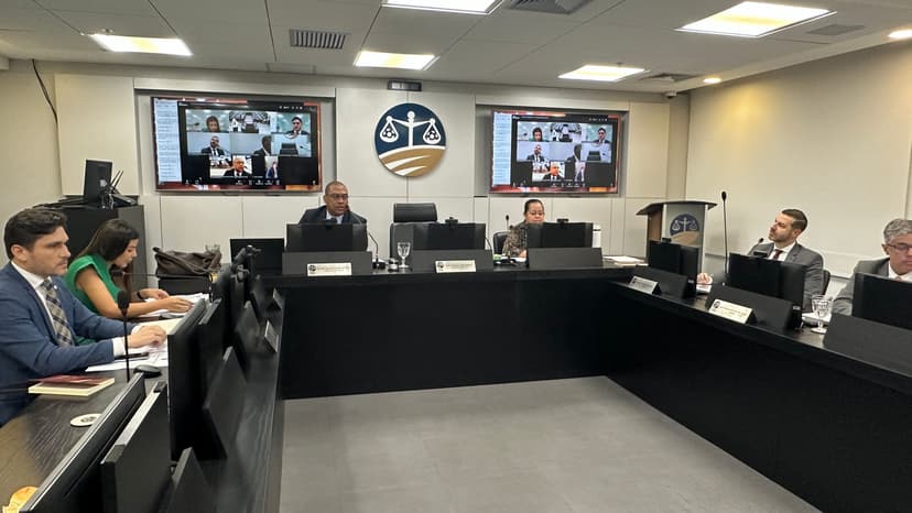 Comissão suspende e multa técnico do Maguary